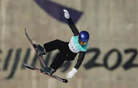 不止全网刷爆的“学霸少女”谷爱凌，这些就读藤校的运动员，体育特长成为了他们通往名校的捷径？